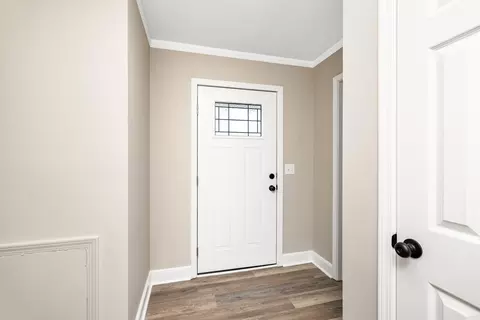Entry Way - 45 Pinewood Rd, Sumter, SC 29150 photo 1 of 2