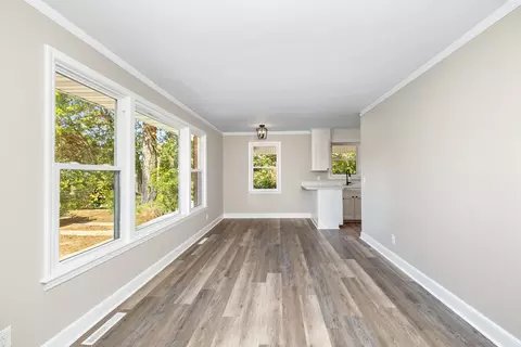 Living - 45 Pinewood Rd, Sumter, SC 29150 photo 1 of 4