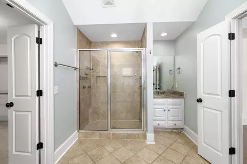 Bath - 3041 Daufaskie Rd, Sumter, SC 29150 photo 3 of 5