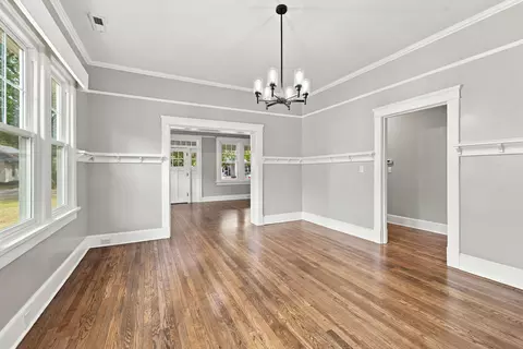 Living - 118 Mcqueen St, Sumter, SC 29150 photo 5 of 5