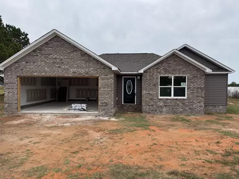 1140 Makayla Ln, Wedgefield, SC 29168