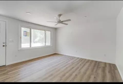 Living - 1415 Boulevard Rd, Sumter, SC 29153 photo 1 of 4