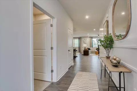Entry Way - 3470 Rustic Dr, Sumter, SC 29154 photo 2 of 10