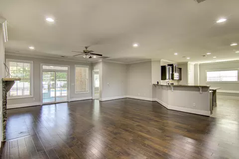 Living - 3109 Daufaskie Rd, Sumter, SC 29150 photo 4 of 4