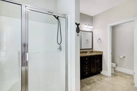 Bath - 3109 Daufaskie Rd, Sumter, SC 29150 photo 2 of 5