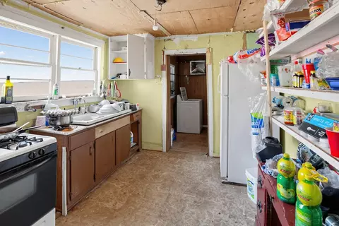 Kitchen - 250 E Red Bay Rd, Sumter, SC 29150 photo 1 of 3