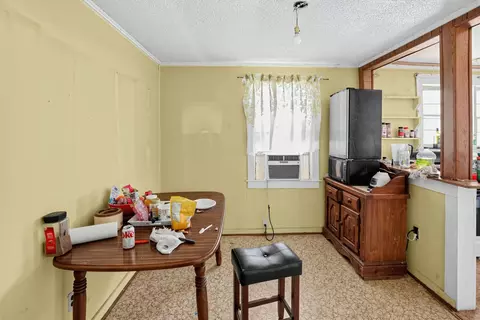 Dining - 250 E Red Bay Rd, Sumter, SC 29150 photo 2 of 2