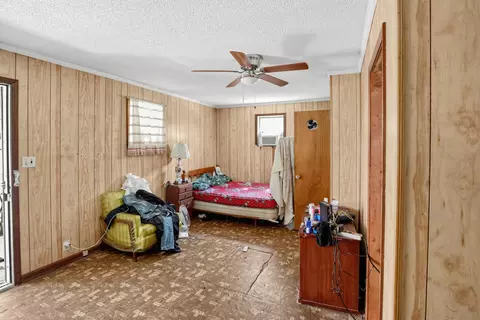 Bedroom - 250 E Red Bay Rd, Sumter, SC 29150 photo 1 of 4