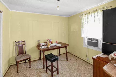 Dining - 250 E Red Bay Rd, Sumter, SC 29150 photo 1 of 2