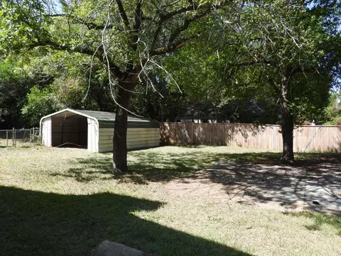 Exterior - 16 Brooks St, Sumter, SC 29150 photo 4 of 4