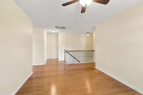 Living - 40 Jameson Pl, Sumter, SC 29154 photo 7 of 7