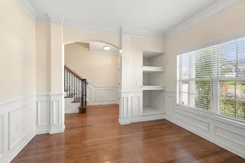 Living - 40 Jameson Pl, Sumter, SC 29154 photo 2 of 7