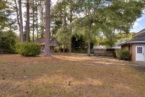 Exterior - 20 Heather Ct, Sumter, SC 29154 photo 3 of 11