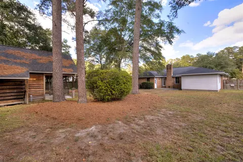 Exterior - 20 Heather Ct, Sumter, SC 29154 photo 4 of 11