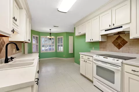 Kitchen - 20 Heather Ct, Sumter, SC 29154 photo 1 of 3