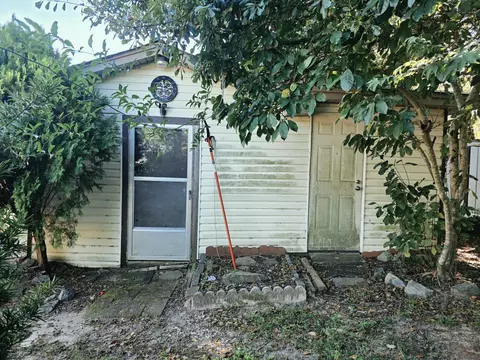Exterior - 2454 Derwent Dr, Sumter, SC 29154 photo 4 of 4