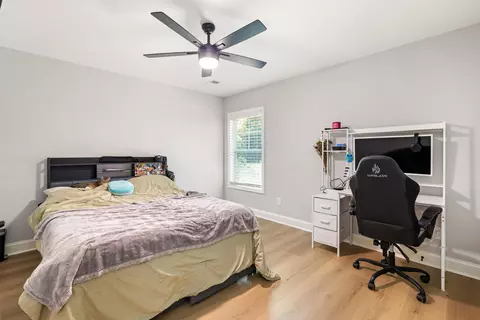 Bedroom - 1069 Mckenzie Rd, Manning, SC 29102 photo 5 of 6