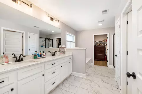 Entry Way - 1069 Mckenzie Rd, Manning, SC 29102 photo 3 of 4