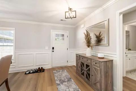 Entry Way - 1069 Mckenzie Rd, Manning, SC 29102 photo 1 of 4