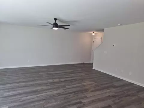 Living - 225 Whitetail Cir, Sumter, SC 29154 photo 12 of 12