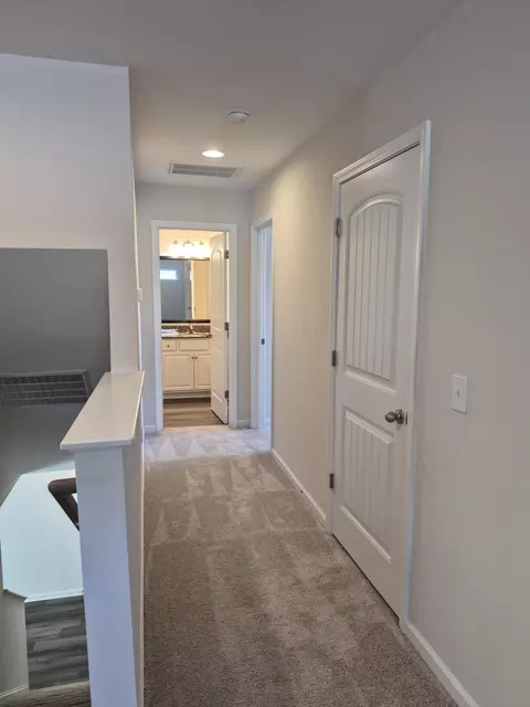 Entry Way - 225 Whitetail Cir, Sumter, SC 29154 photo 4 of 4