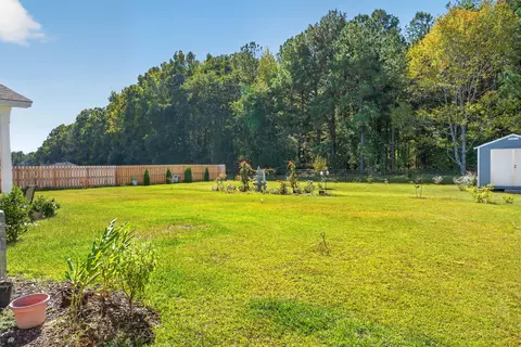Exterior - 2540 Egypt St, Sumter, SC 29153 photo 7 of 9