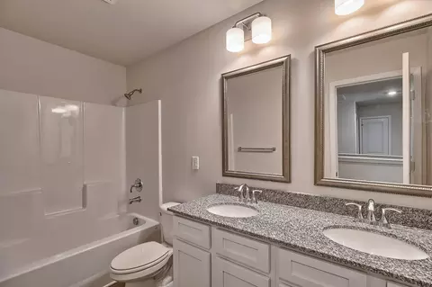 Bath - 2405 Daylilly St, Sumter, SC 29153 photo 2 of 4