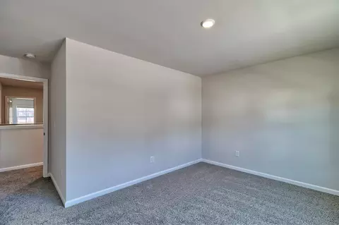 Bedroom - 2405 Daylilly St, Sumter, SC 29153 photo 3 of 9