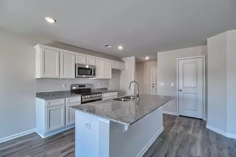 Kitchen - 2405 Daylilly St, Sumter, SC 29153 photo 2 of 4