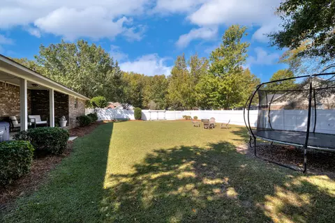 Exterior - 3335 Walden Dr, Sumter, SC 29154 photo 6 of 7