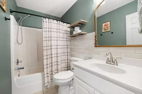 Bath - 3335 Walden Dr, Sumter, SC 29154 photo 4 of 4