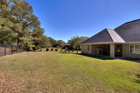 Exterior - 3015 Lowerlake Dr, Sumter, SC 29150 photo 6 of 11