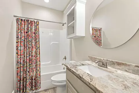 Bath - 3015 Lowerlake Dr, Sumter, SC 29150 photo 1 of 6