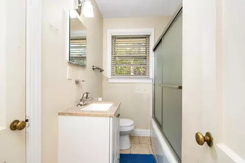 Bath - 513 Mattison Ave, Sumter, SC 29150 photo 2 of 3