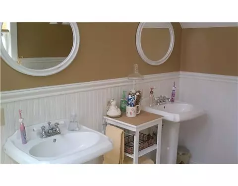 4 George St, Westerly, RI 02891 photo 10
