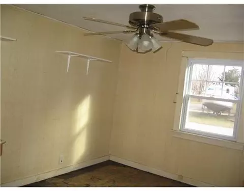 147 Second Point Rd, Warwick, RI 02889 photo 6