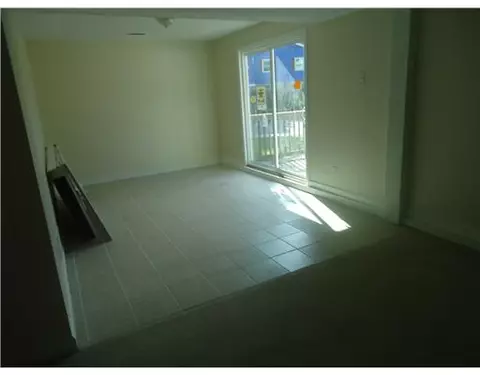 597 Robinson St, Woonsocket, RI 02895 photo 11