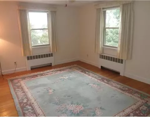 96 Rutherford Ave, Warwick, RI 02886 photo 8