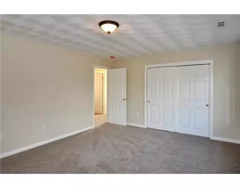 170 Long St, Warwick, RI 02886 photo 10