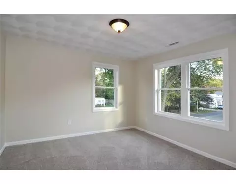 170 Long St, Warwick, RI 02886 photo 14