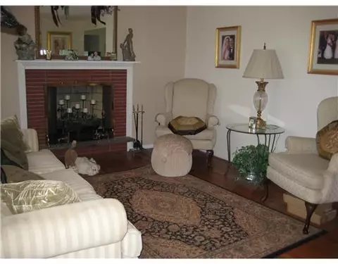127 Beverly Rd, Riverside, RI 02915 photo 7