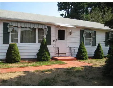 127 Beverly Rd, Riverside, RI 02915 photo 1