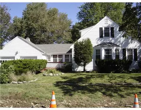 39 Sunset Ave, Warwick, RI 02889 photo 5