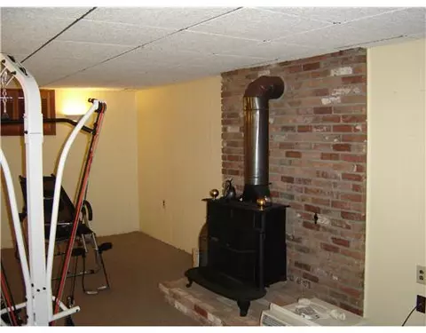 39 Sunset Ave, Warwick, RI 02889 photo 11