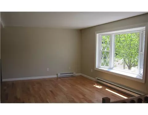 35 Robin Way, Westerly, RI 02891 photo 3