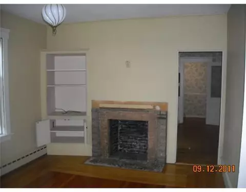 158 Meadow Rd, Woonsocket, RI 02895 photo 8