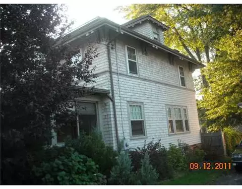 158 Meadow Rd, Woonsocket, RI 02895 photo 3