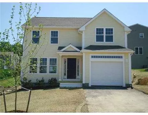 32 Coastwind Dr, Westerly, RI 02891 photo 2