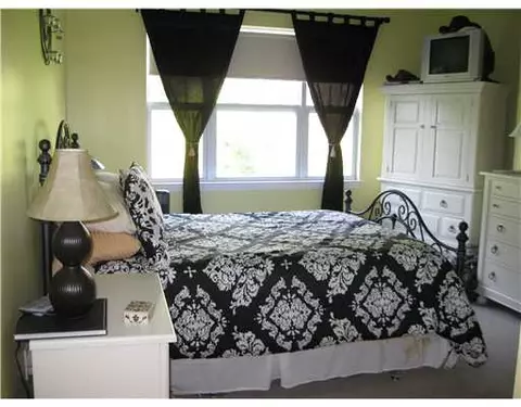 112 Mill St #202, Woonsocket, RI 02895 photo 4