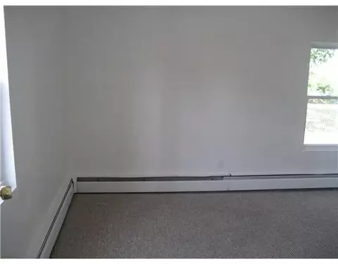 111 Read Ave, Coventry, RI 02816 photo 6
